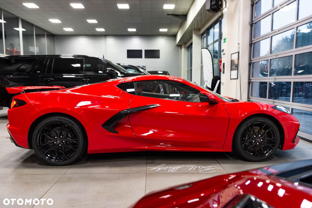 Chevrolet Corvette - 3