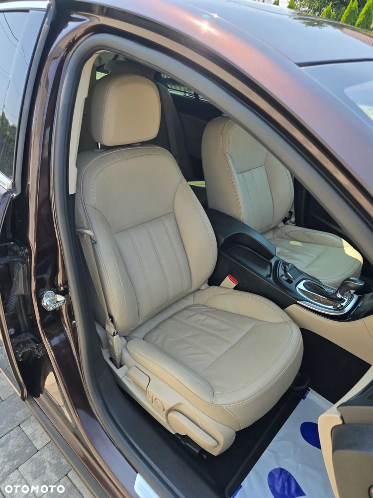 Opel Insignia 2.0 CDTI 4x4 Automatik Active - 18