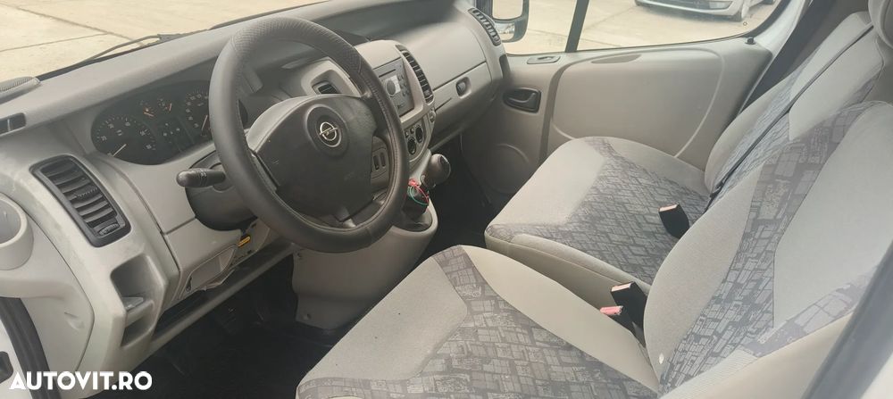 Renault Trafic - 7