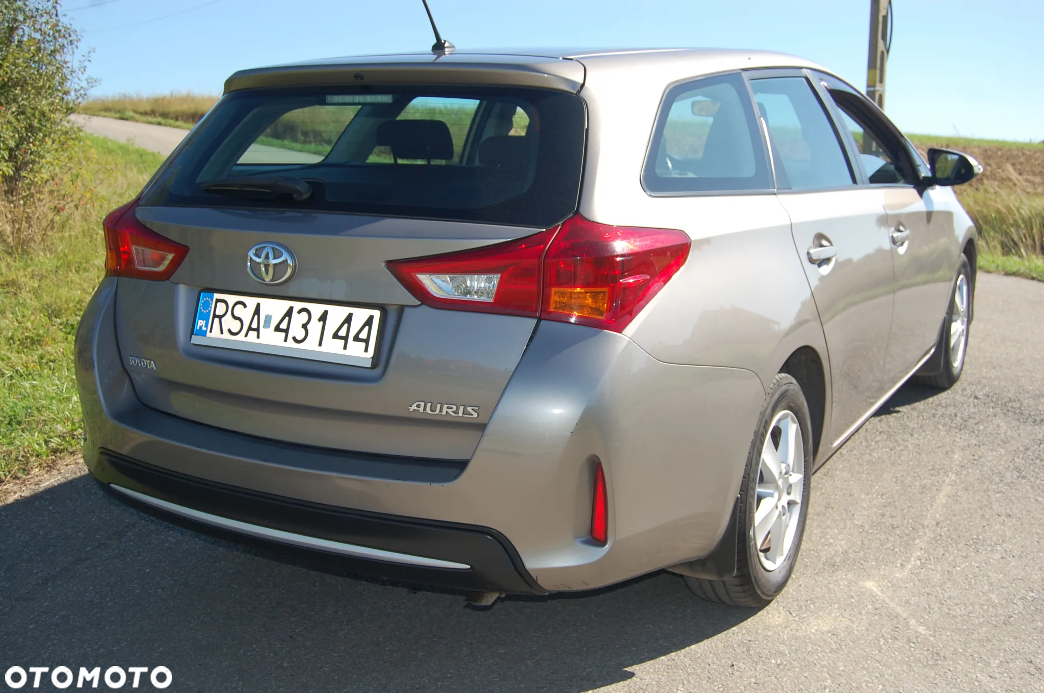 Toyota Auris 1.4 D-4D Active - 4