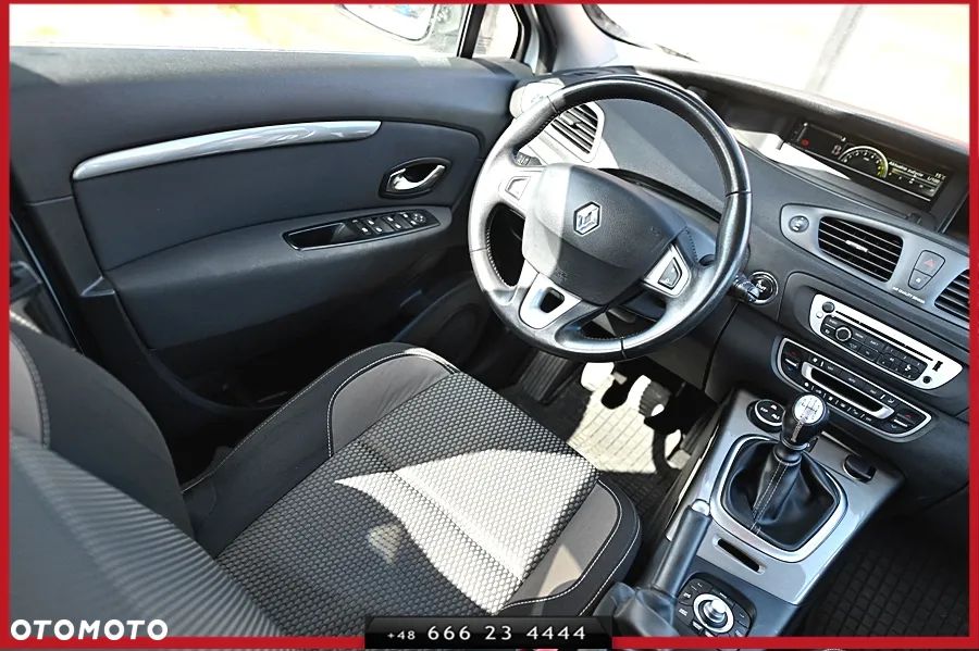 Renault Scenic ENERGY TCe 115 Bose Edition - 17