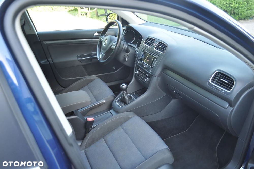 Volkswagen Golf 1.6 TDI Highline - 9