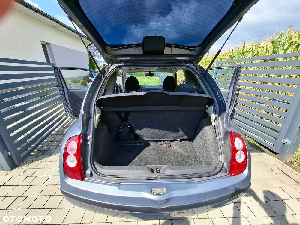 Nissan Micra - 10