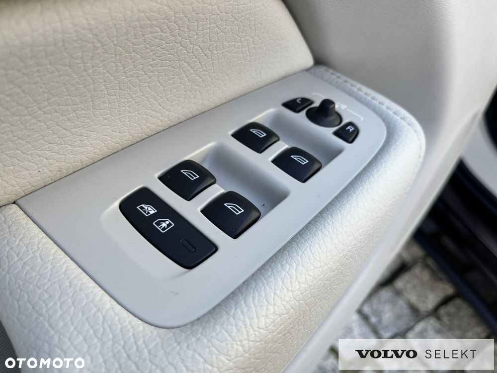 Volvo XC 60 - 16