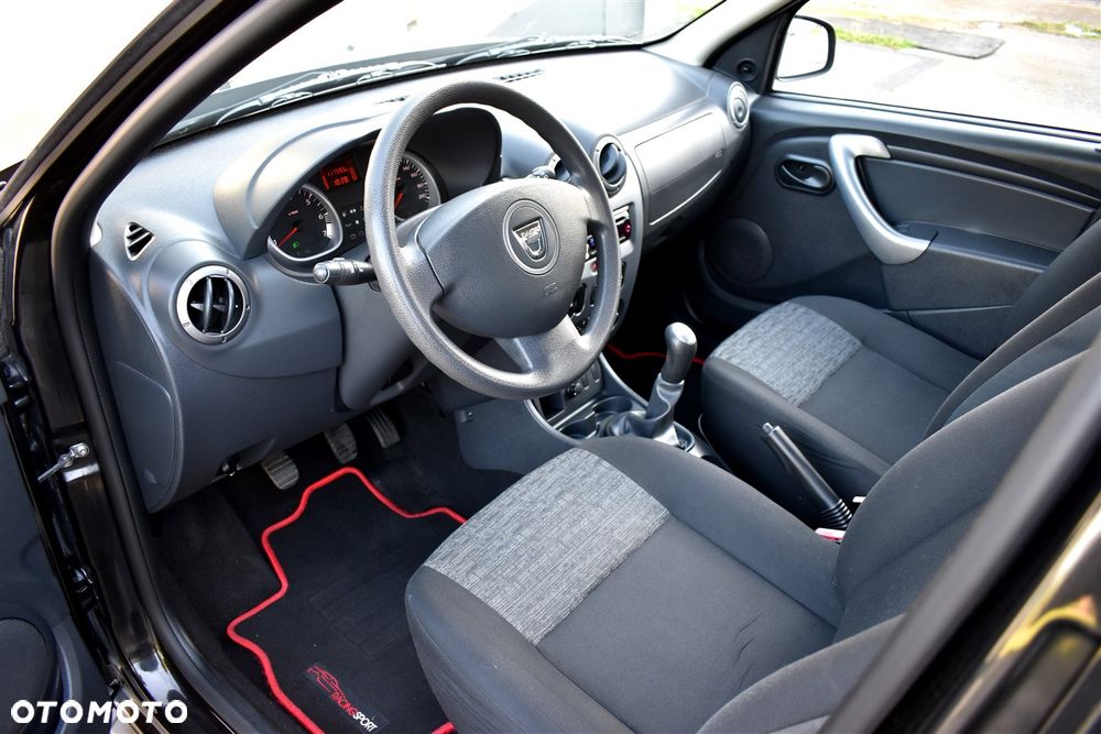 Dacia Duster 1.6 16V 105 4x2 Laureate - 17