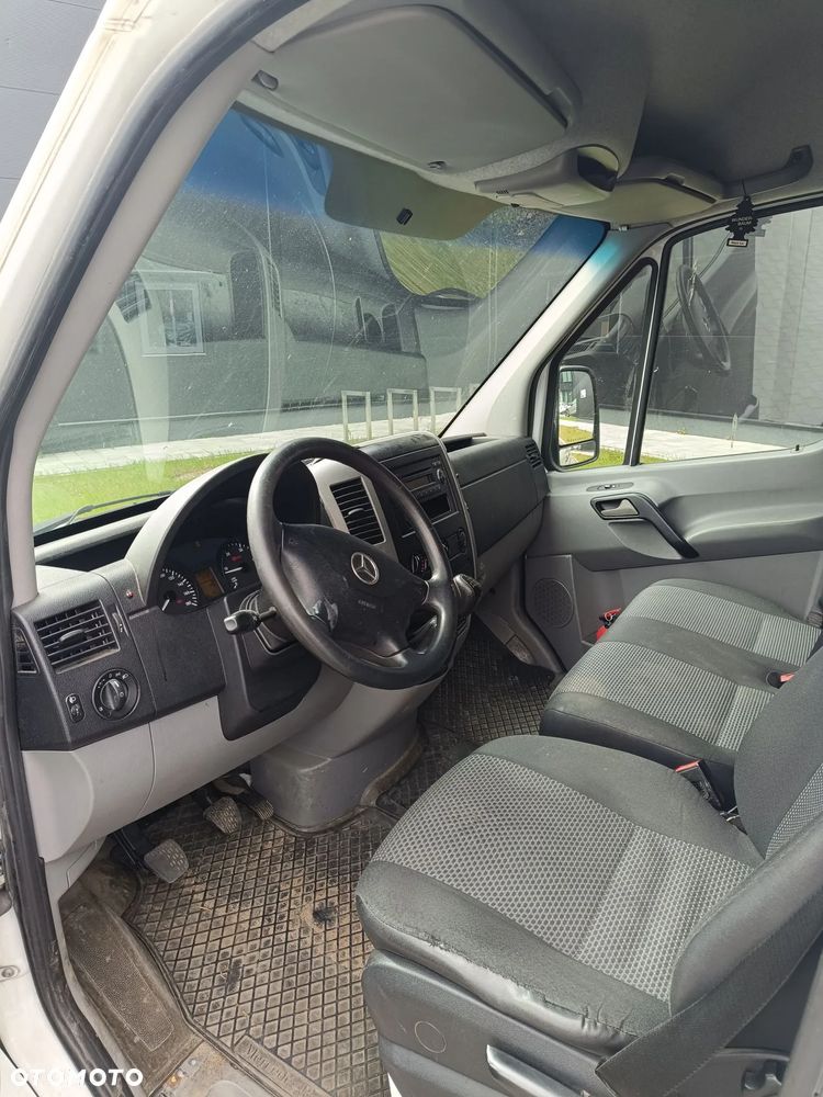 Mercedes-Benz SPRINTER - 6