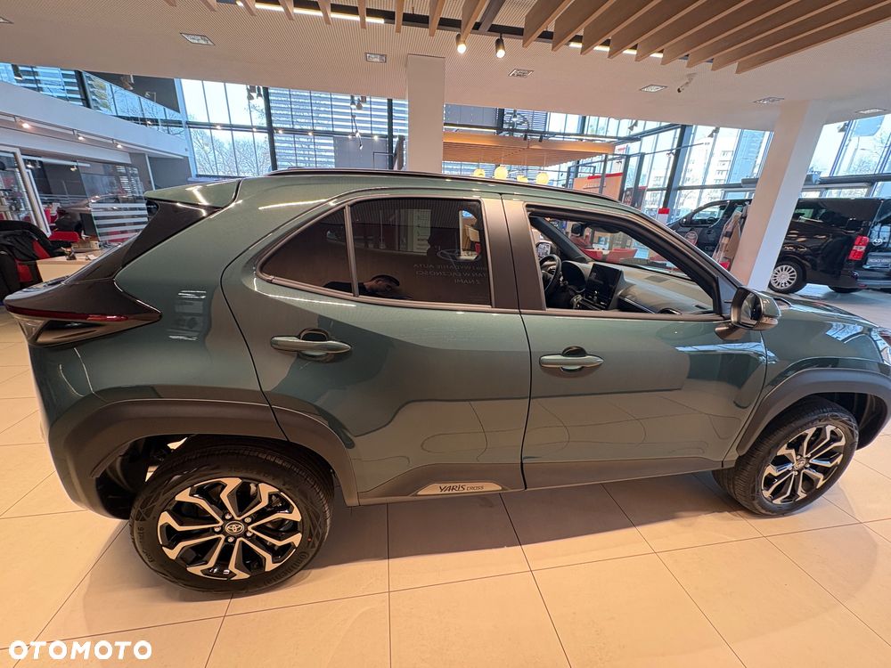 Toyota Yaris Cross - 8