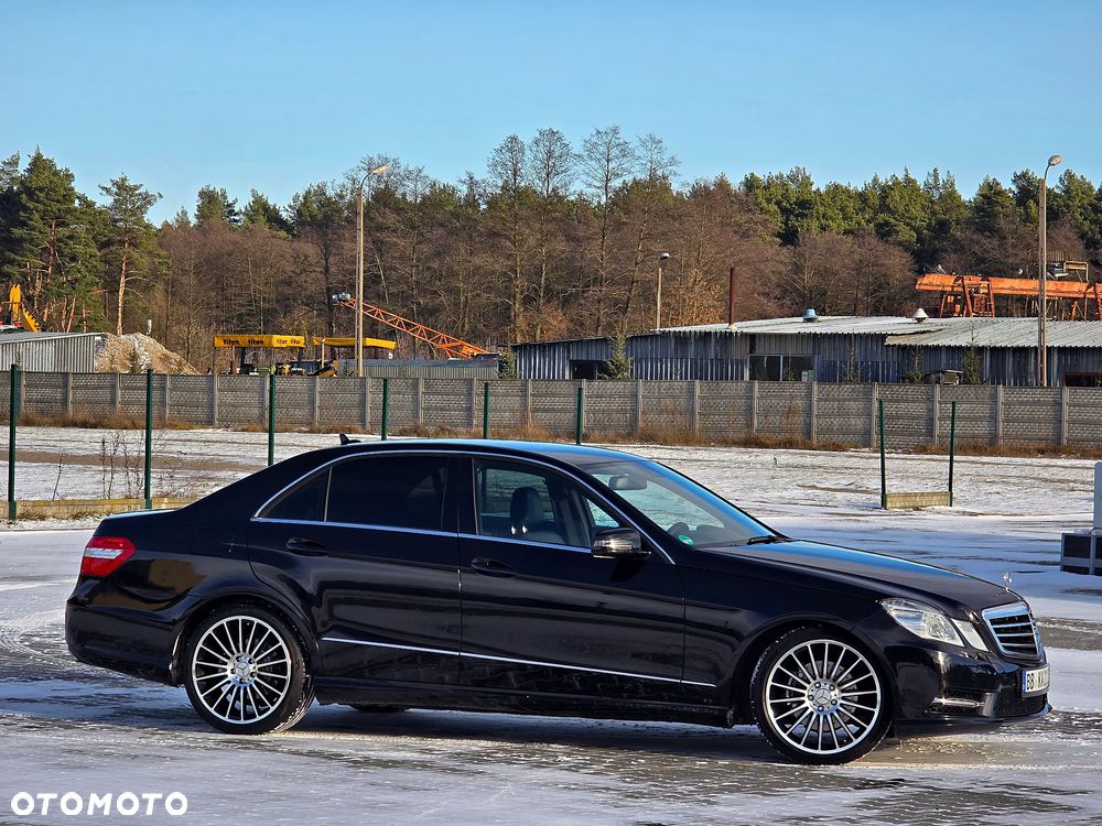 Mercedes-Benz Klasa E 200 CGI BlueEFFICIENCY 7G-TRONIC Avantgarde - 3