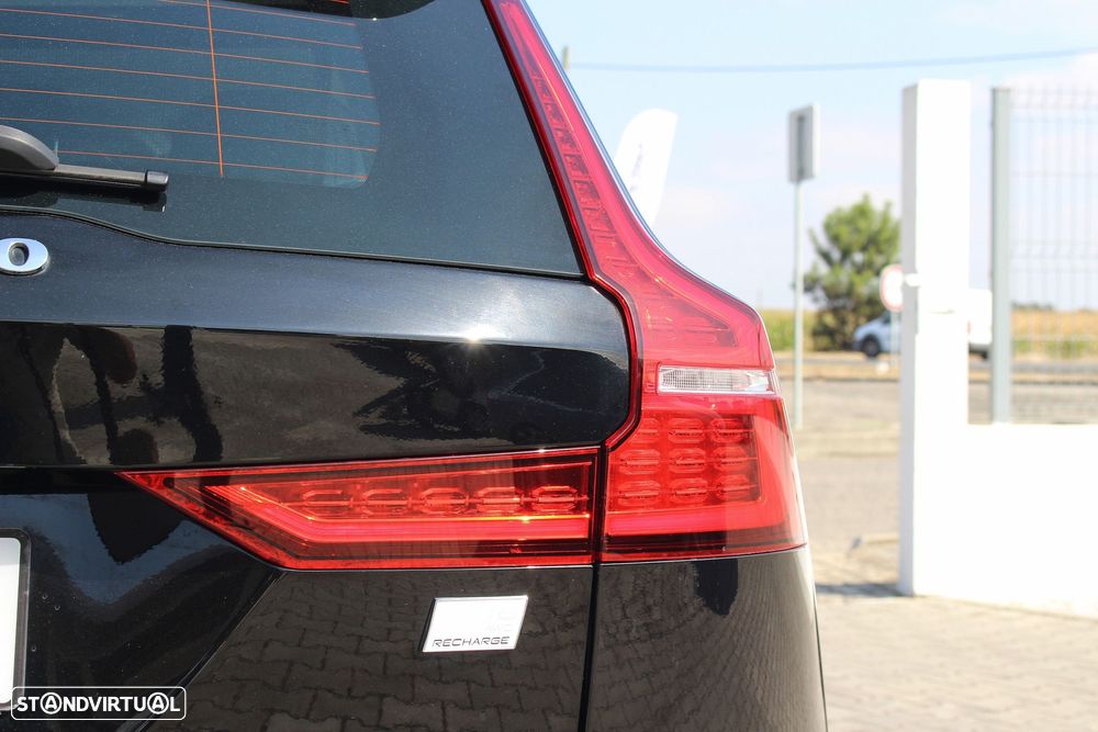 Volvo V60 2.0 T6 AWD TE R-Design Expression - 16