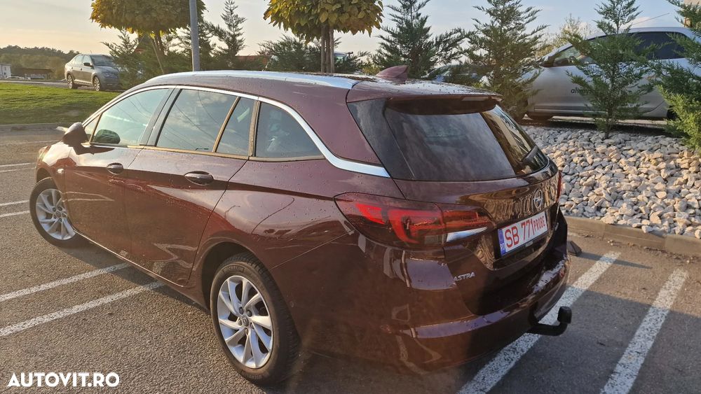 Opel Astra 1.4 Turbo Start/Stop Sports Tourer Business - 2