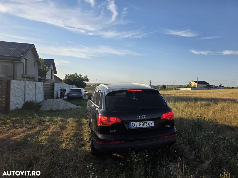 Audi Q7 3.0 TDI Quattro Tip - 4