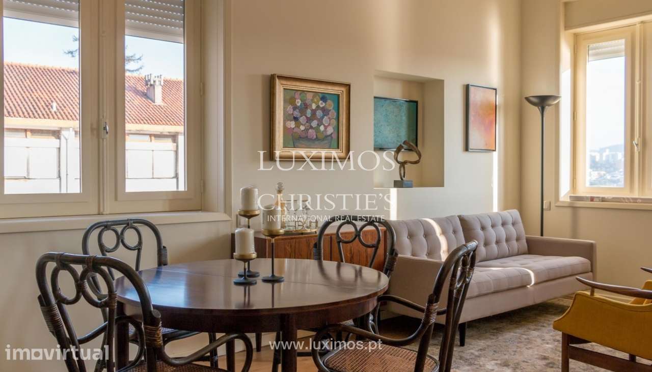 Apartamento com vistas rio, no centro do Porto - Grande imagem: 2/12