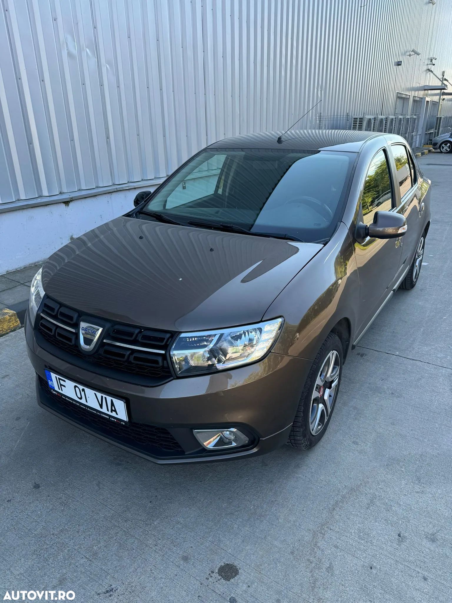 Dacia Logan 0.9 TCe Easy-R Prestige - 1