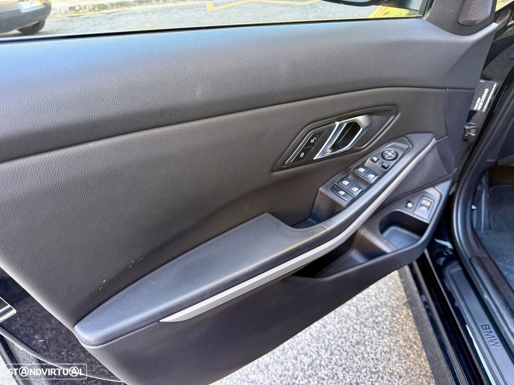 BMW 320 e Aut. Advantage - 16