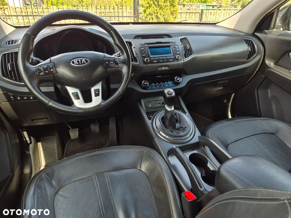 Kia Sportage 2.0 CRDI 4WD Dream-Team Edition - 34