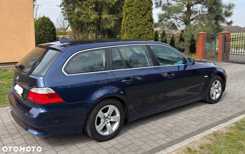 BMW Seria 5 520d Edition Lifestyle - 16