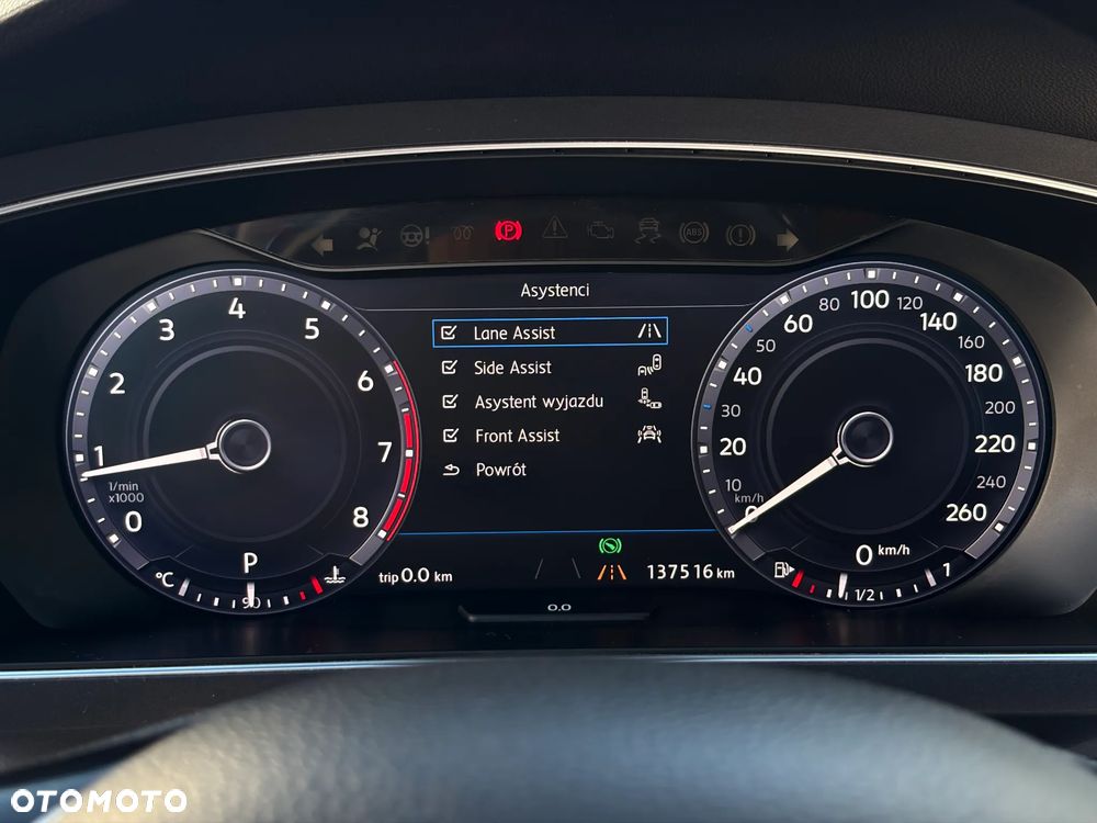 Volkswagen Tiguan - 11