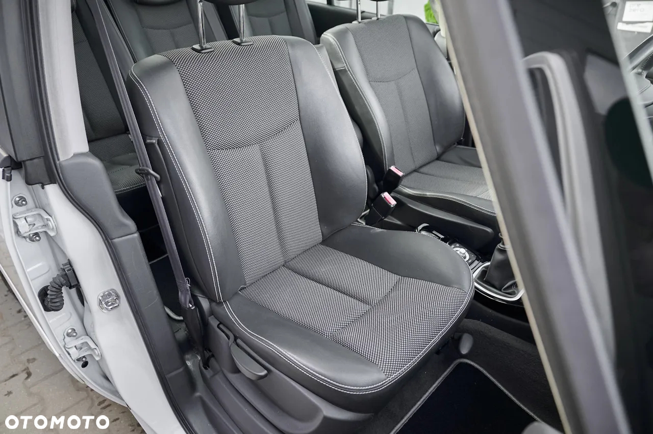 Renault Espace 2.0 dCi Celsium ESM - 11