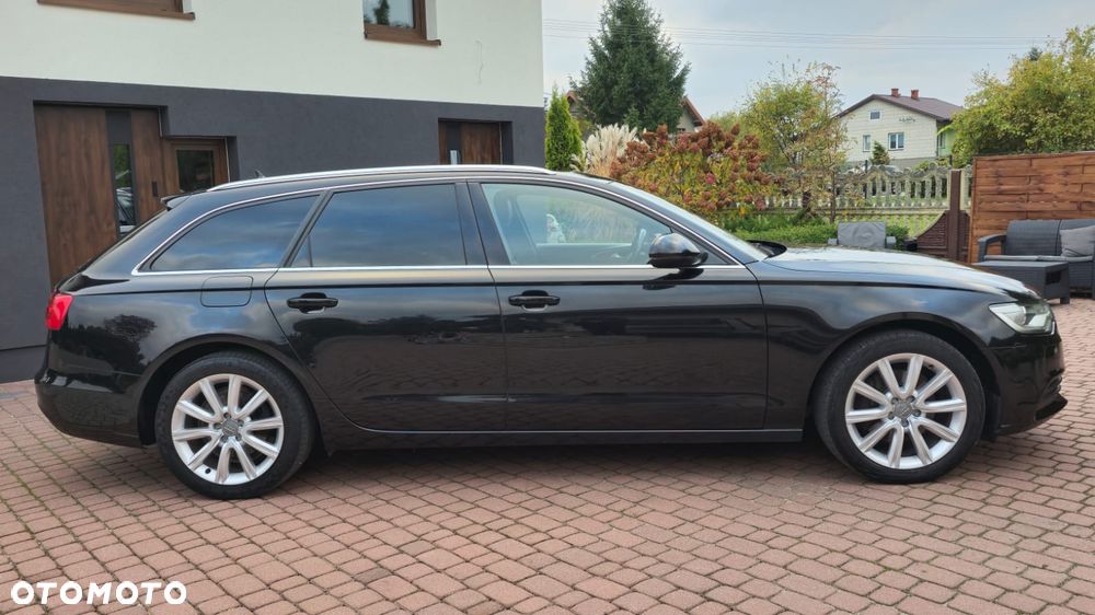 Audi A6 Avant 2012 photo 2