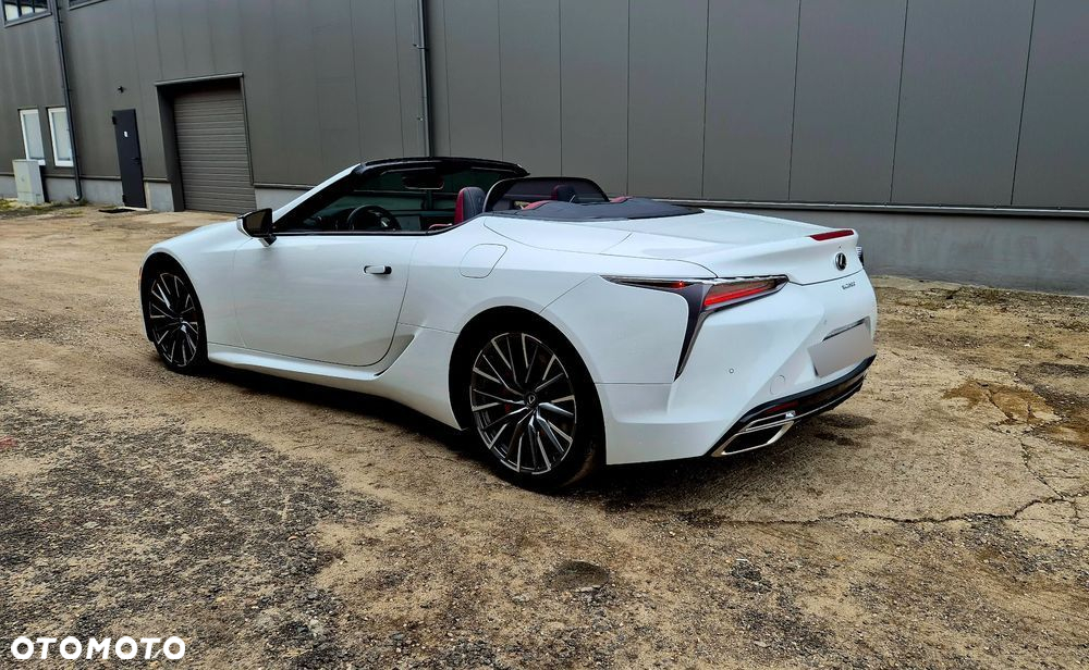 Lexus LC 500 Superturismo - 15