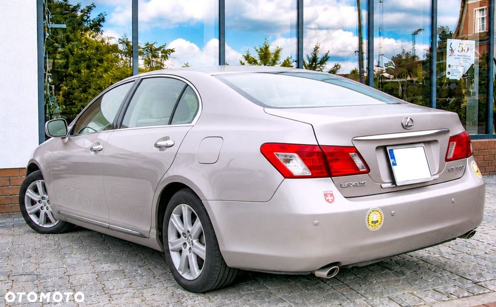 Lexus ES - 20