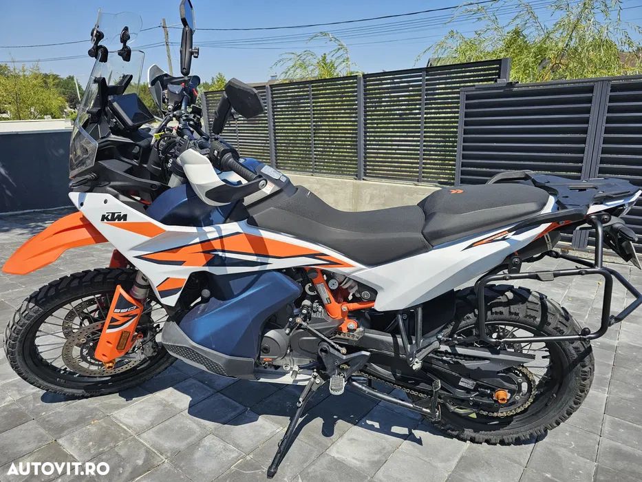 KTM 890 Adventure R - 1