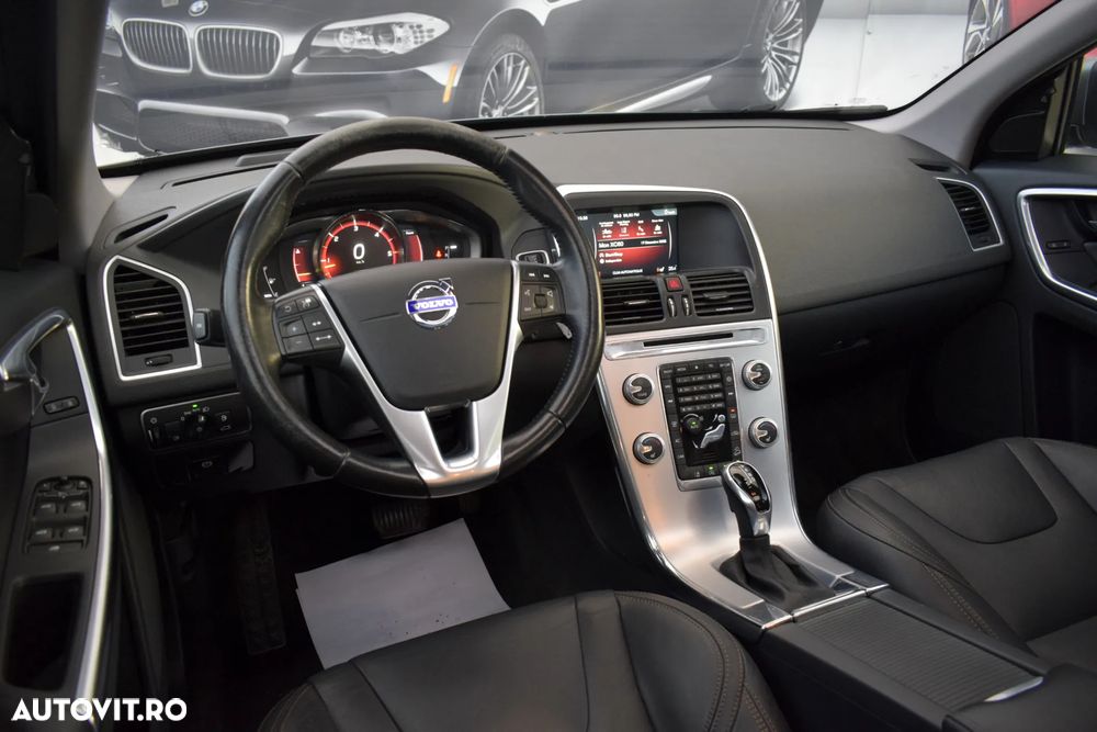 Volvo XC 60 D5 AWD Geartronic Ocean Race - 7