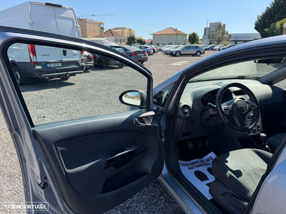 Opel Corsa 1.3 CDTi Enjoy - 15