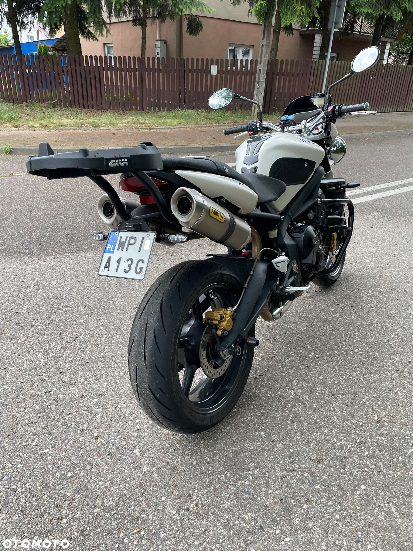 Triumph Street Triple - 24