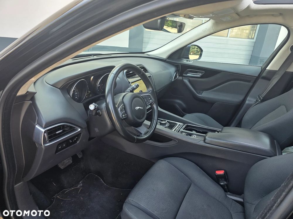 Jaguar F-Pace 2.0 i4D AWD Prestige - 17