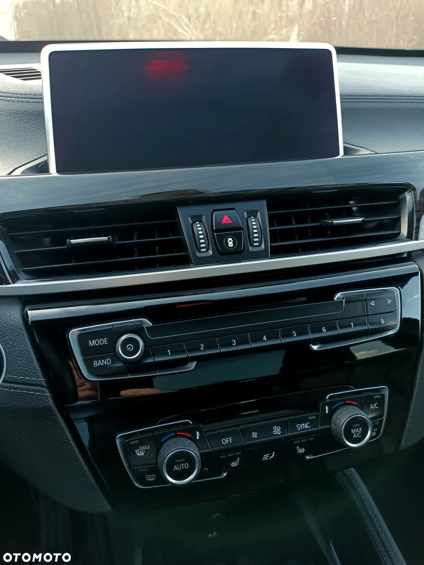 BMW X1 - 16