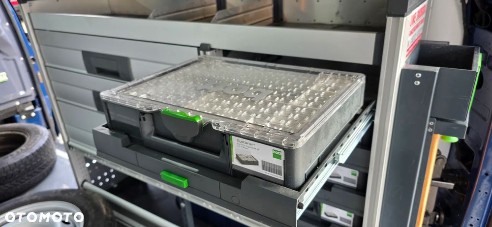 Mercedes-Benz Vito 116 CDI 163KMExtralong Automat 9-g Tronic - 29