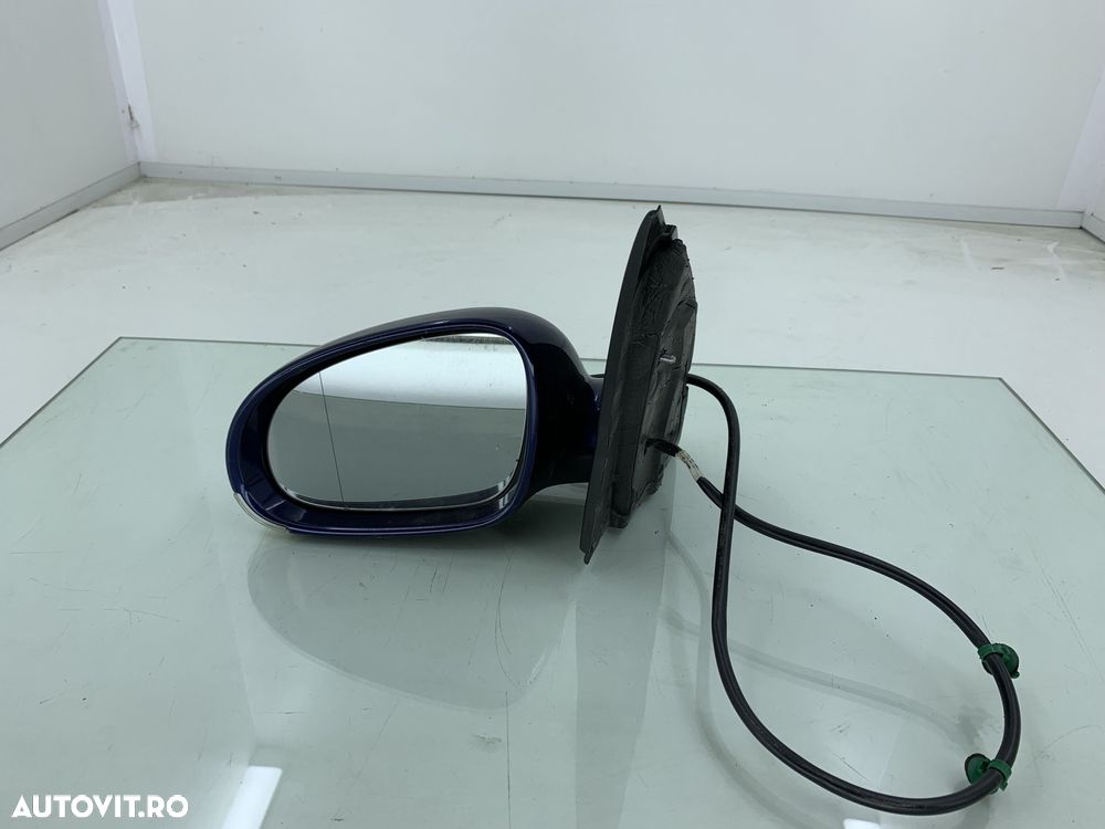 Dezmembrez Oglinda stanga de pe VW GOLF 5 2003-2007 - 1