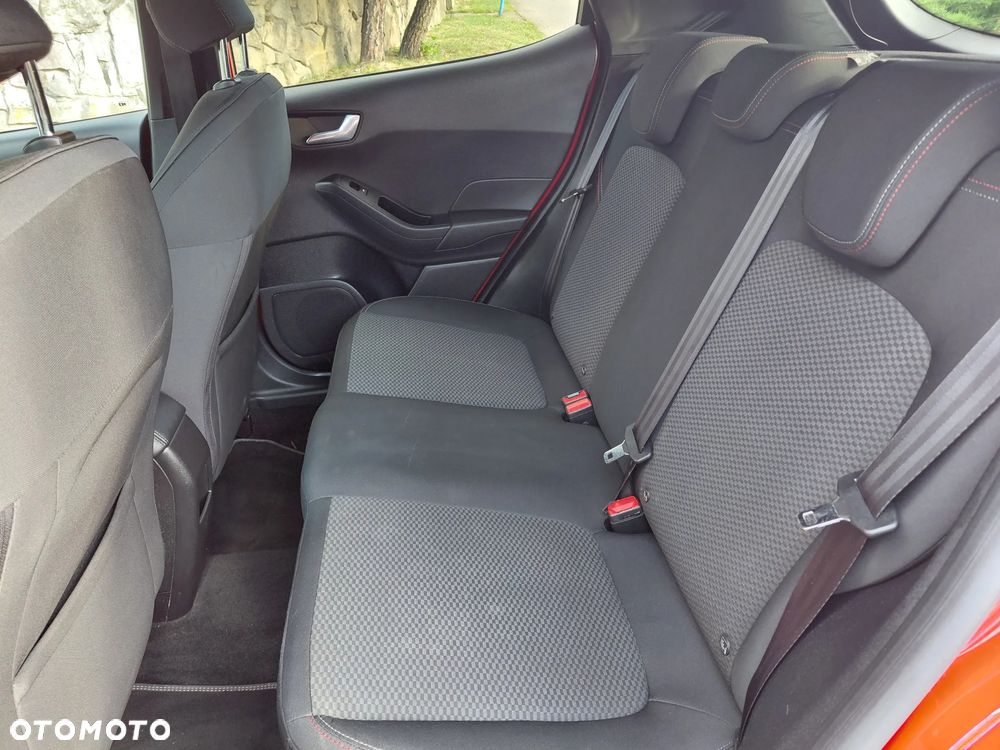 Ford Fiesta 1.5 TDCi S&S ST-LINE - 10
