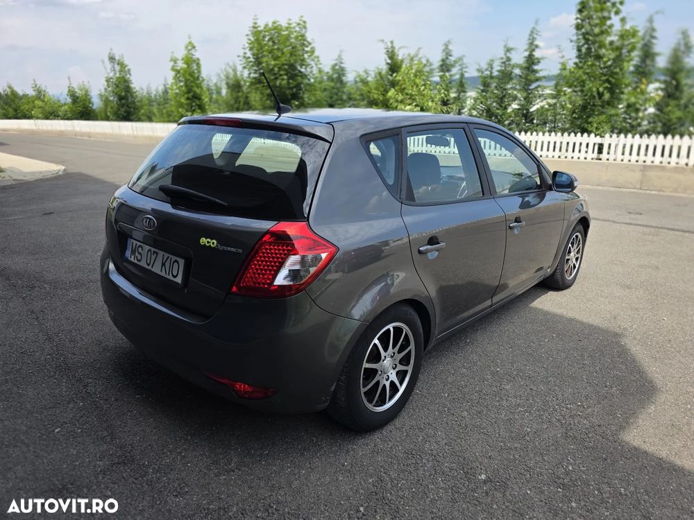 Kia Ceed 1.6 DSL BEST - 7