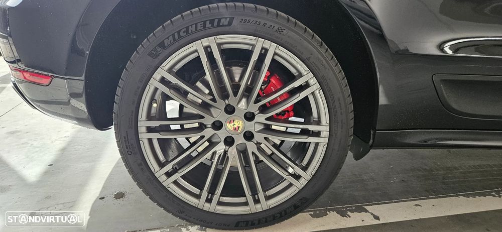 Porsche Macan Turbo PDK - 9