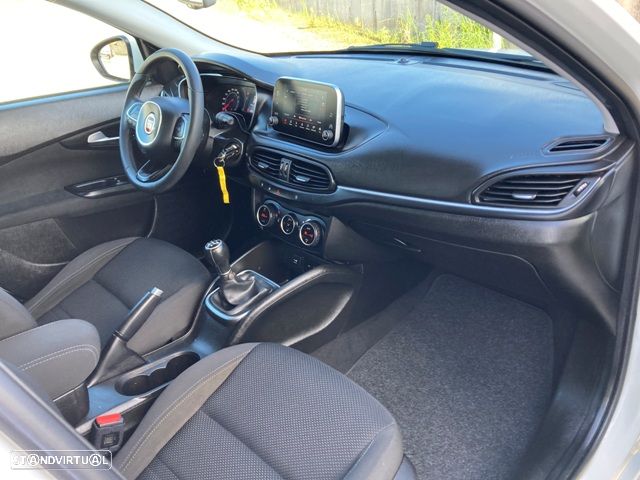 Fiat Tipo 1.3 M-Jet Street - 28
