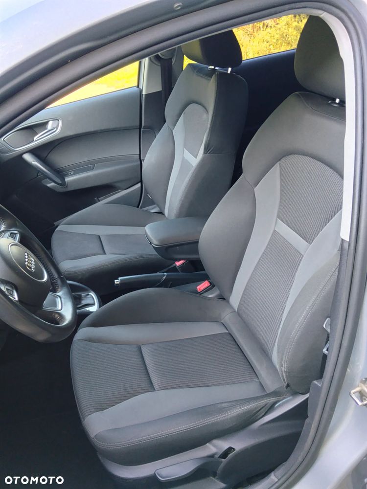 Audi A1 Sportback 1.0 TFSI ultra S tronic - 5