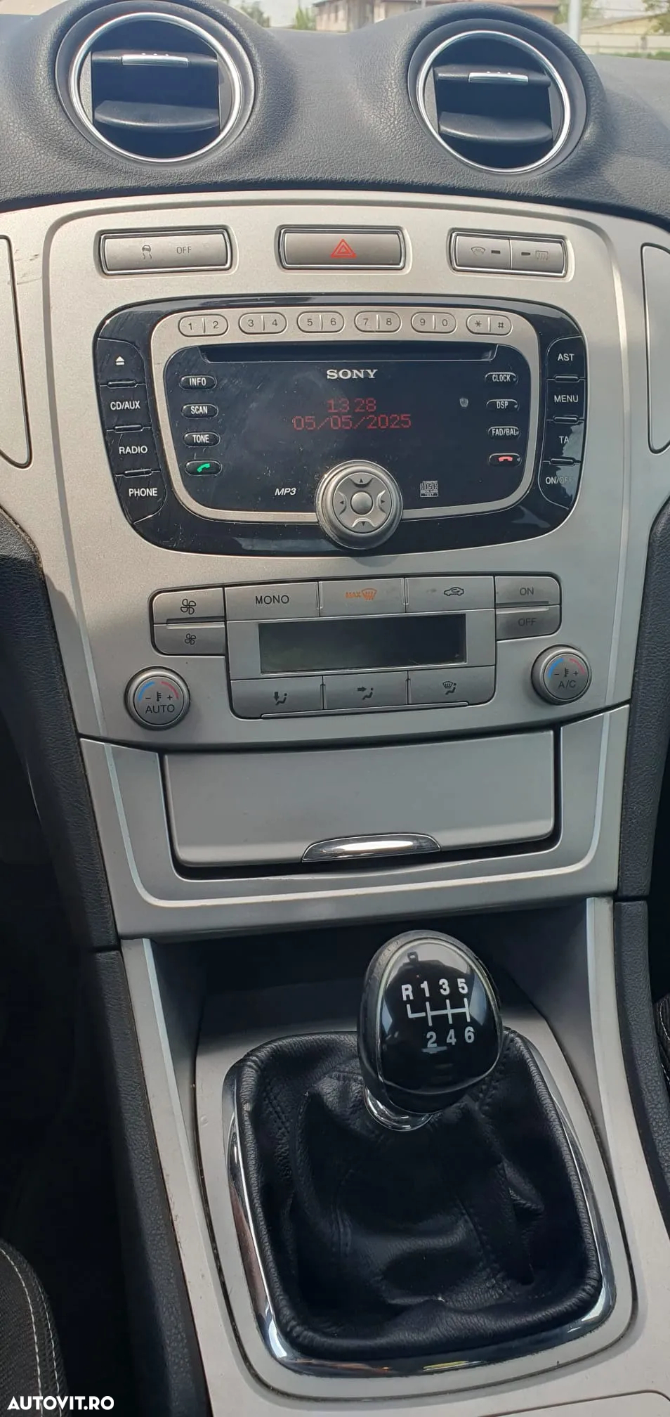 Ford Mondeo 2.0 TDCi Trend - 11