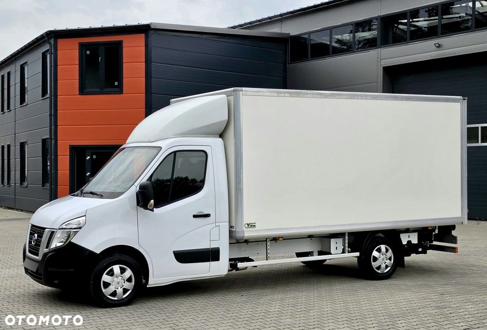 Nissan NV400 - 15