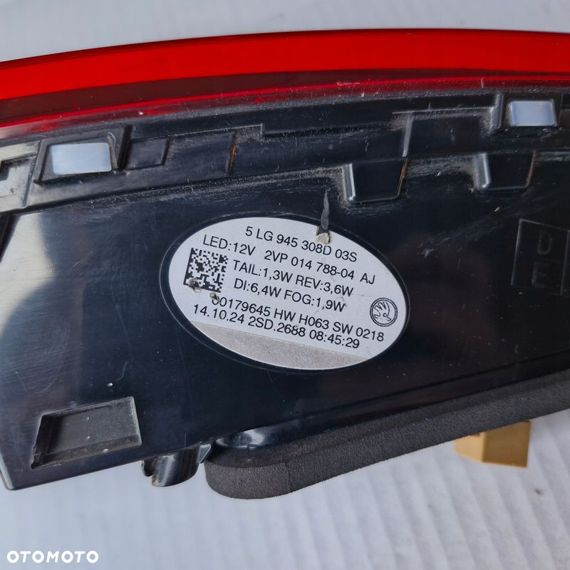 LAMPA PRAWY TYŁ PRAWA TYLNA SKODA ENYAQ 5LG - 4