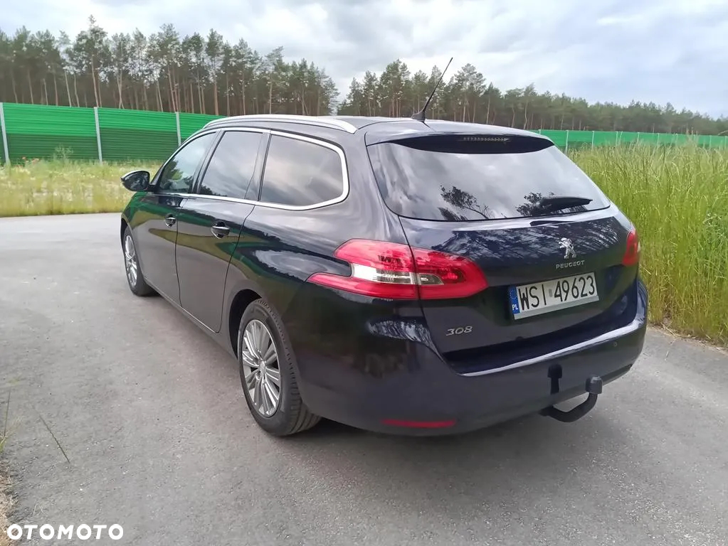 Peugeot 308 1.2 PureTech Business Line S&S - 16