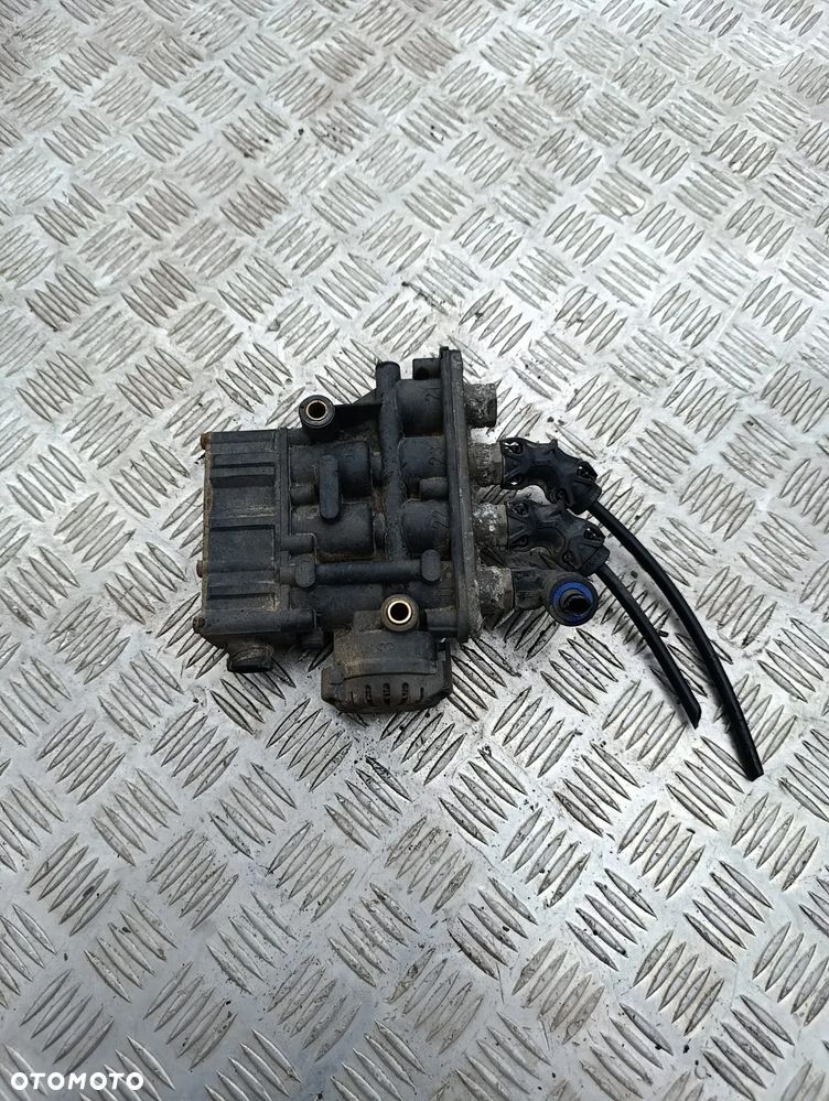 ZAWÓR ECAS VOLVO FL RENAULT GAMA D 21083657 K019820 - 1