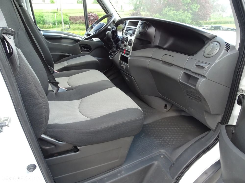 Iveco DAILY - 21