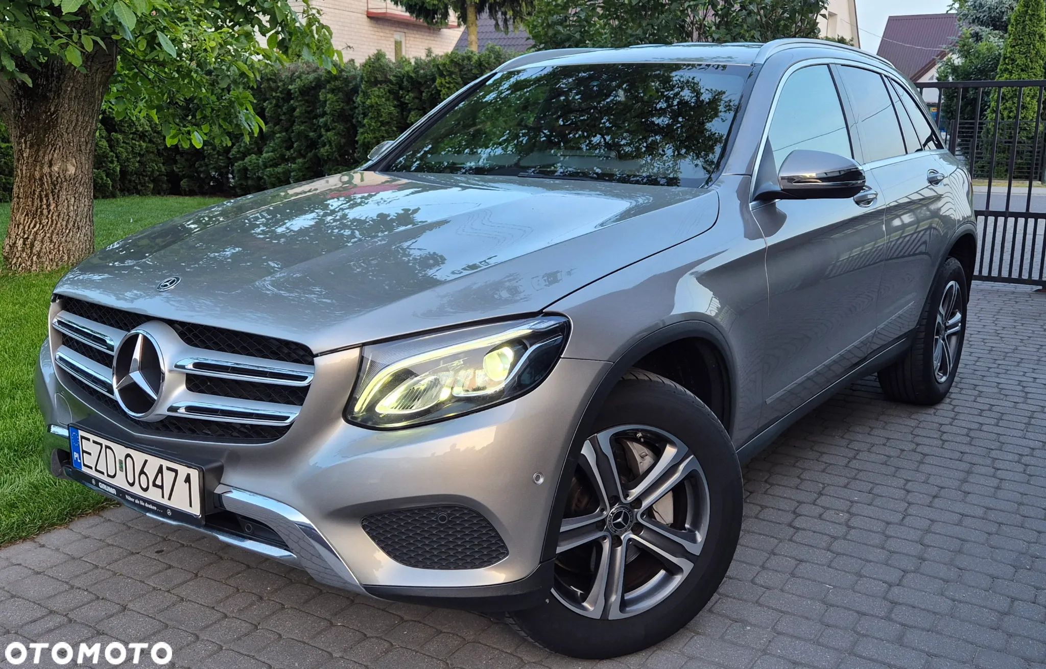 Mercedes-Benz GLC 250 4Matic 9G-TRONIC - 1
