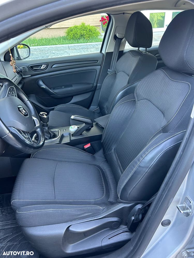 Renault Megane - 7