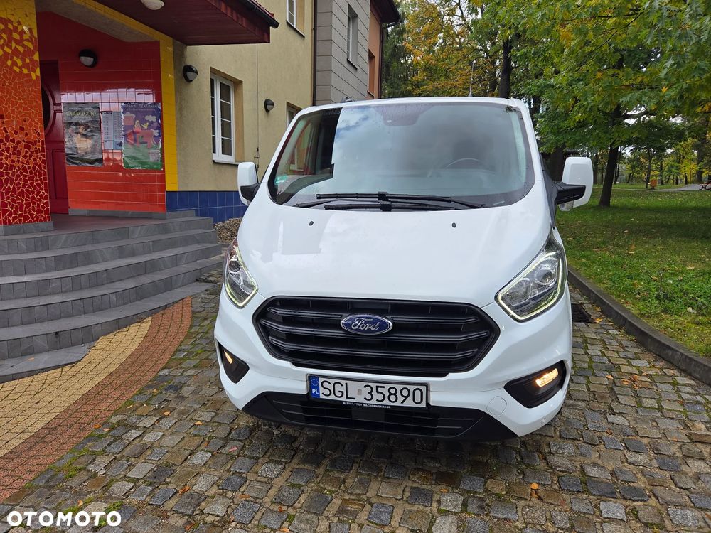Ford Custom - 15