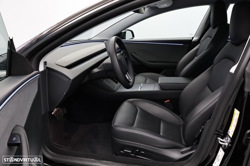 Tesla Model 3 Tração Traseira Standard - 23