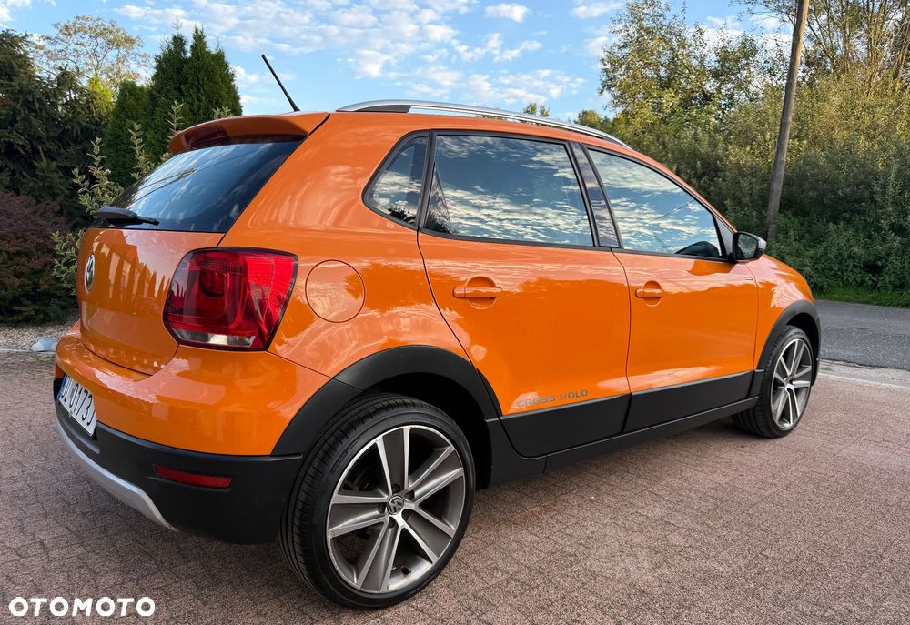 Volkswagen Polo Cross 1.4 16V - 10