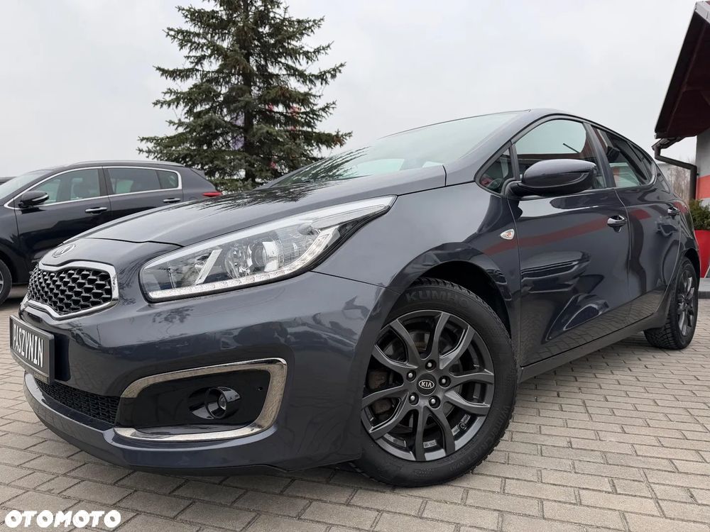 Kia Ceed 1.4 Attract - 1